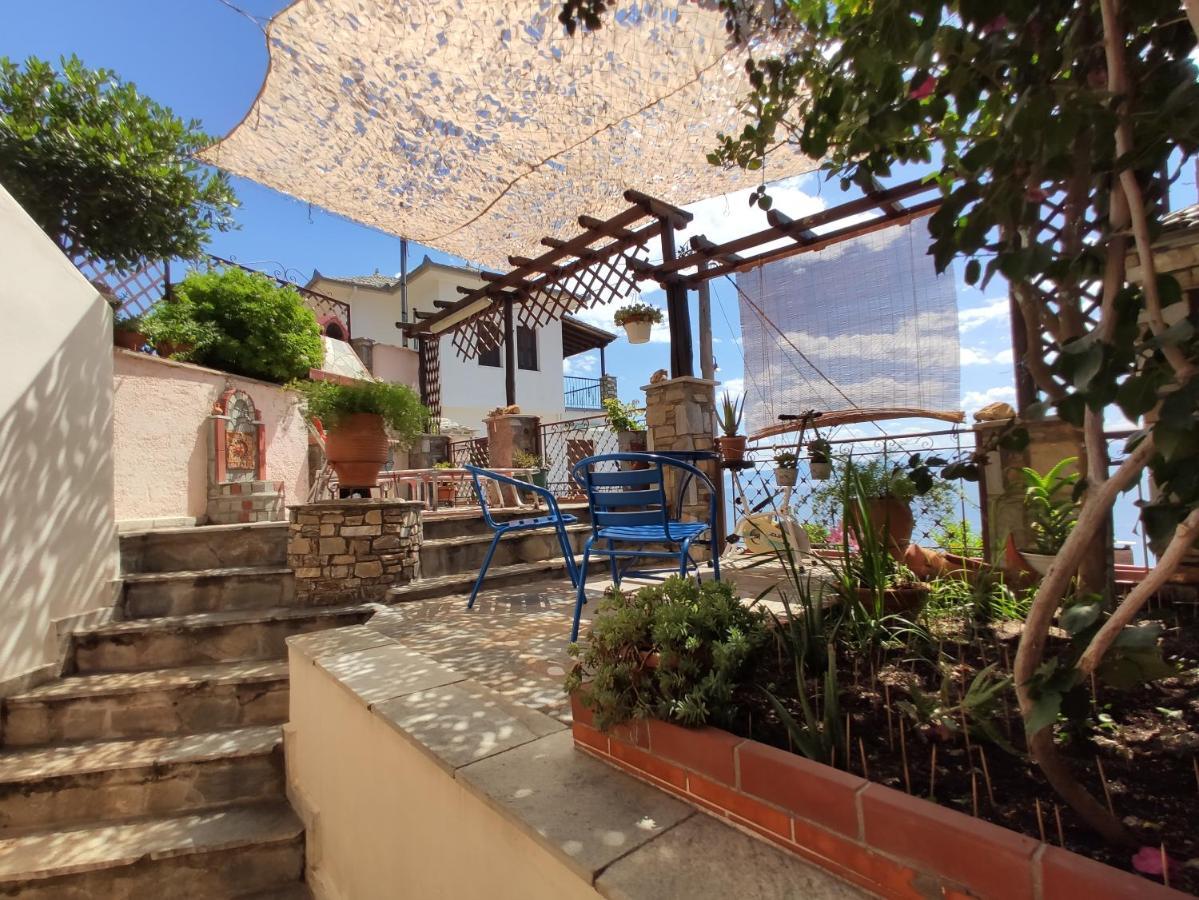 The Pagasetic Balcony - Magestic Sea Cottage Volos Exterior foto